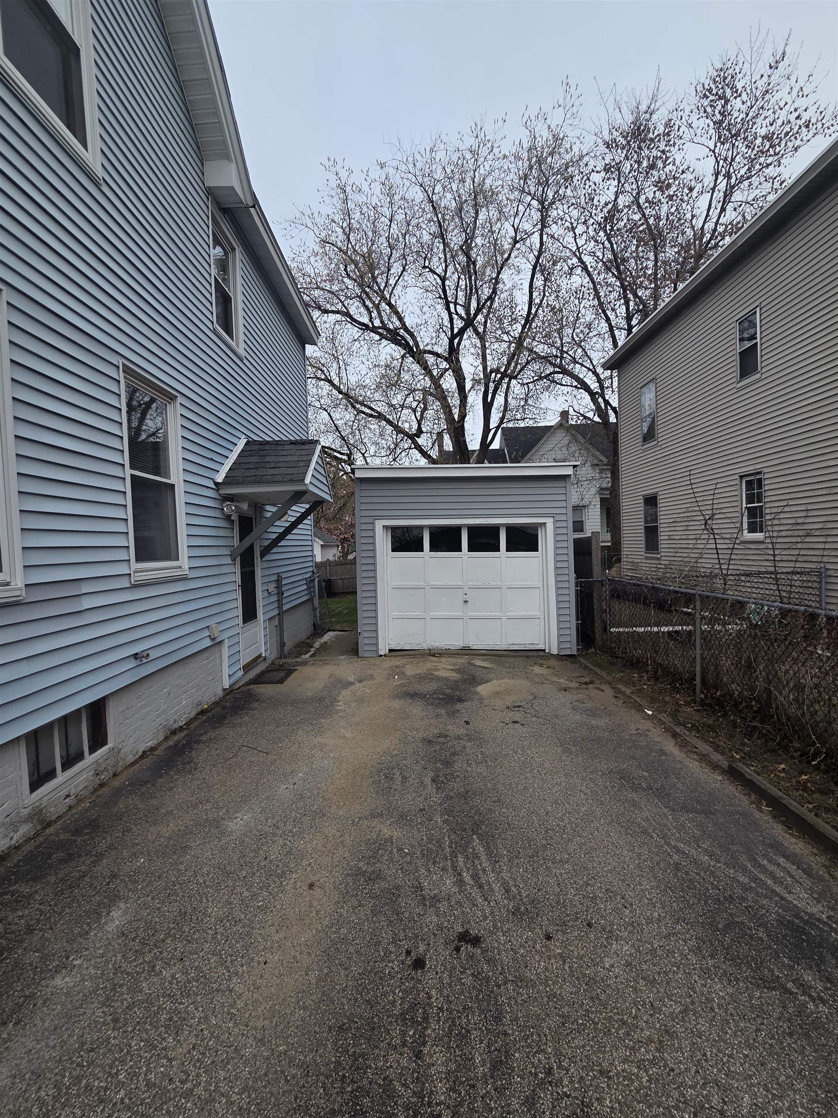 427 Wilson Street