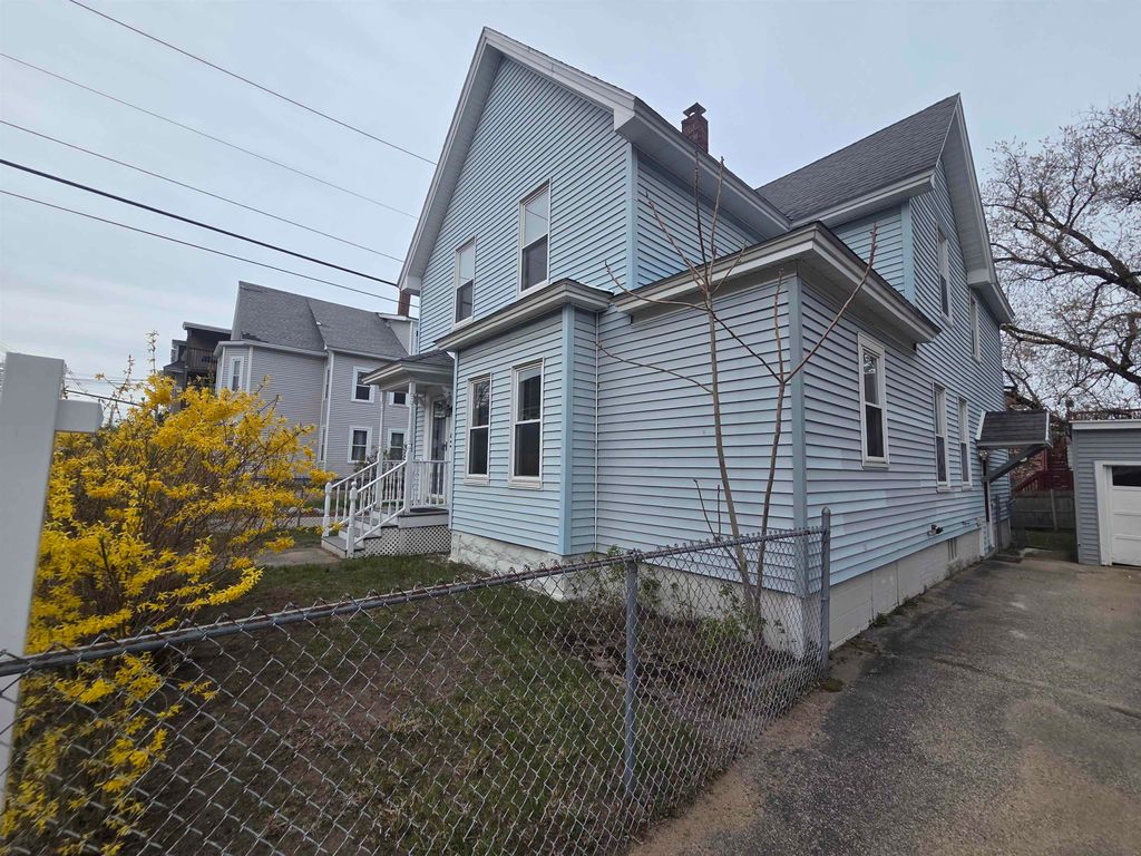 Photo of 427 Wilson Street, Manchester, NH 03103 (MLS # 5085994)