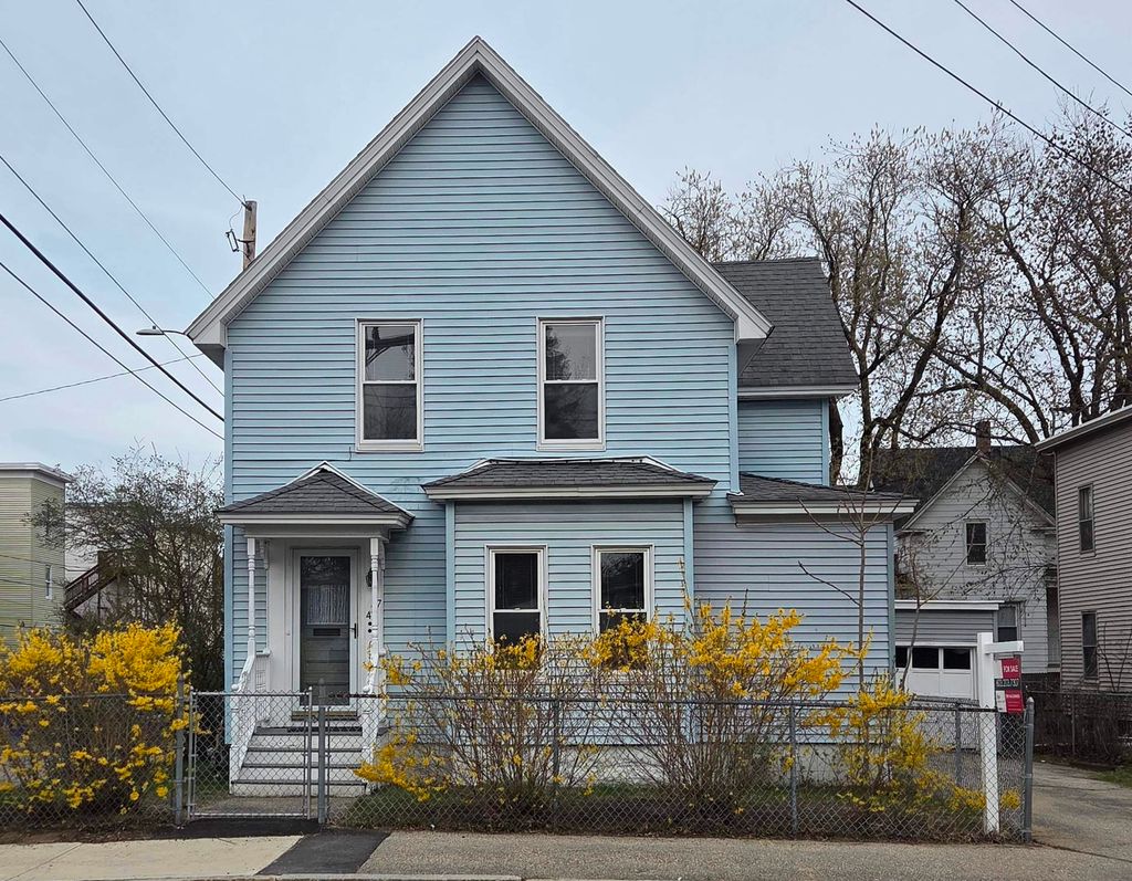 Photo of 427 Wilson Street, Manchester, NH 03103 (MLS # 5085994)