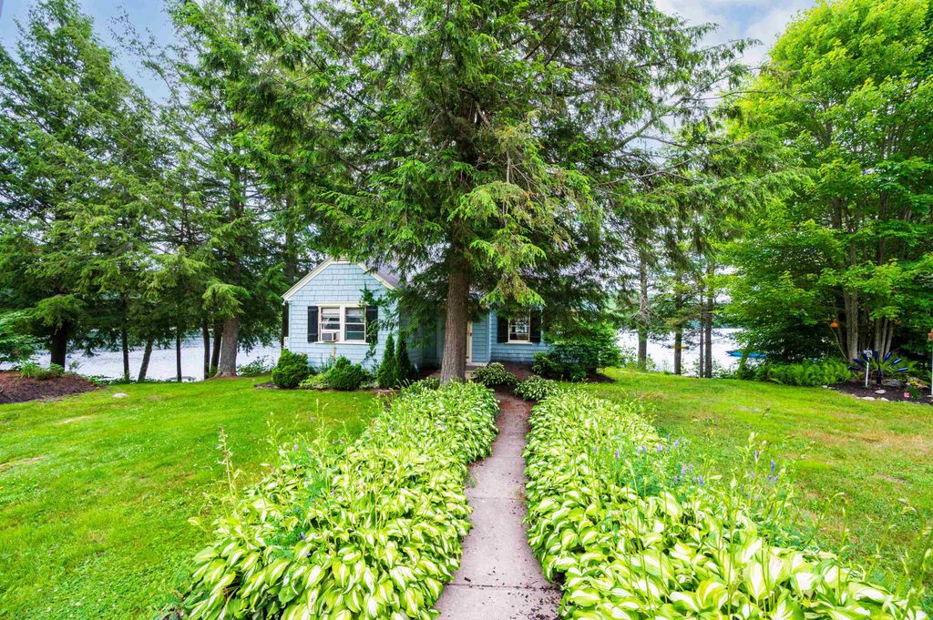 Photo of 770 Jobs Creek Road, Sunapee, NH 03782 (MLS # 5052155)