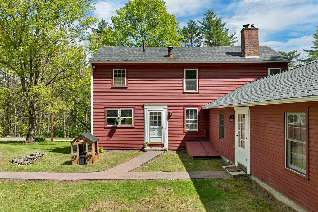 Photo of 119 Gerrish Road, Webster, NH 03303 (MLS # 5089213)