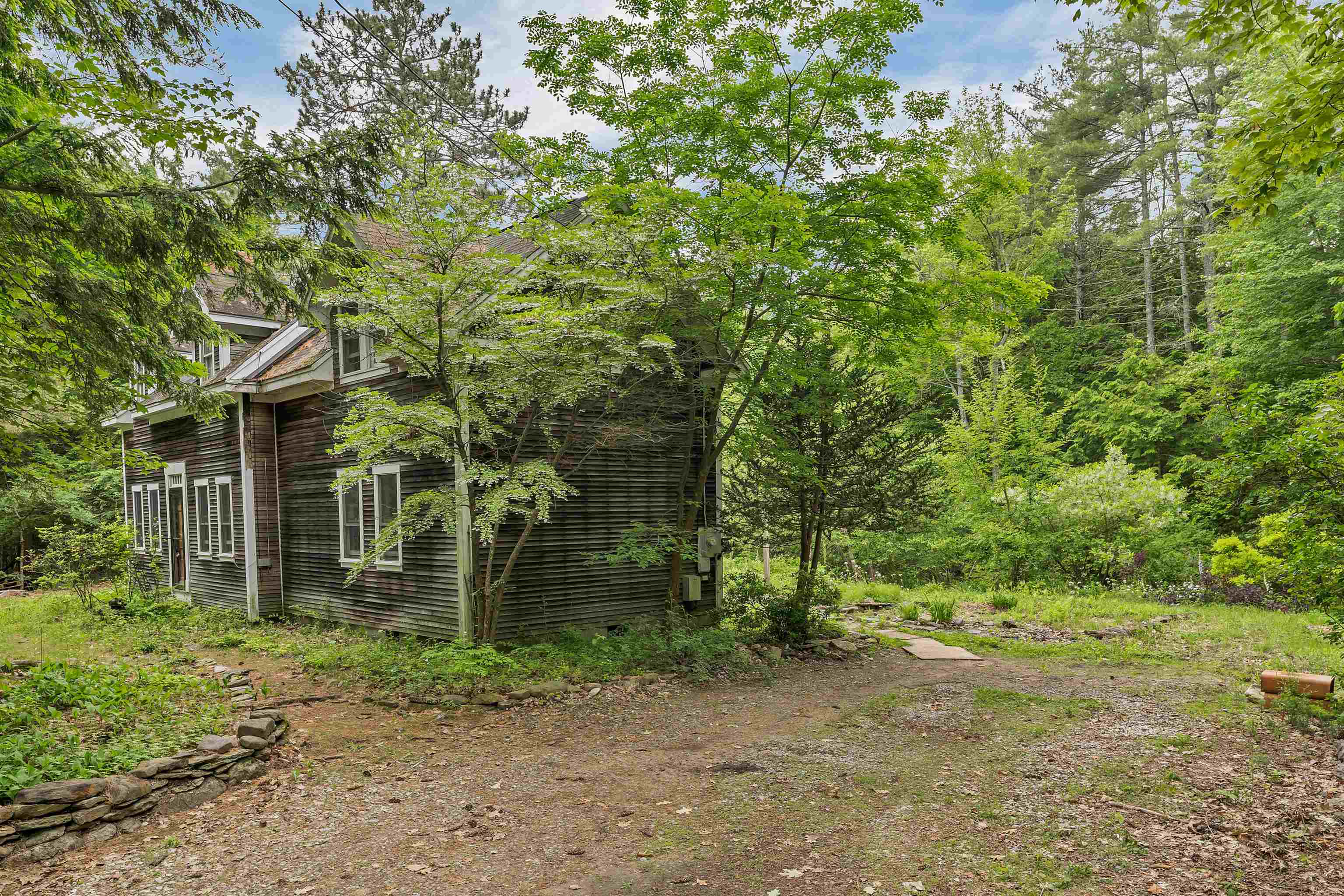 Barnstead, New Hampshire 03218, United States, 3 Bedrooms Bedrooms, ,2 BathroomsBathrooms,Residential,Active,155239