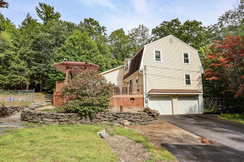 216 Critchett Road Candia NH 03034