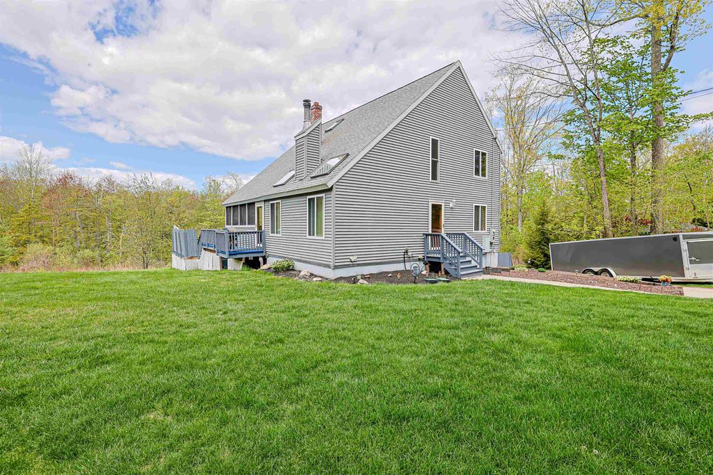 Photo of 146 Wheel Wright Road, Hampstead, NH 03841 (MLS # 5088915)