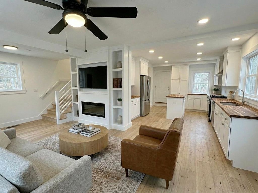 Photo of 27 A Street, Franklin, NH 03235 (MLS # 5077770)