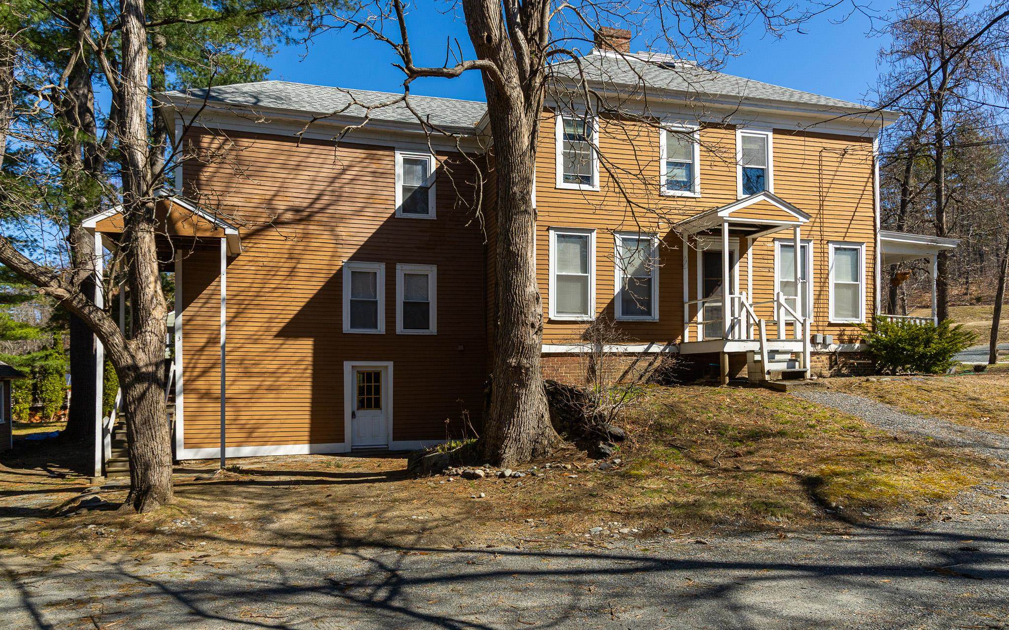 63 Plain Road