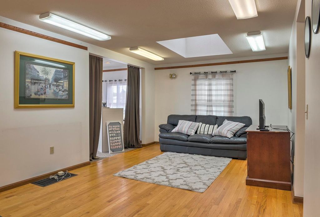 Photo of 425 Winchester Street, Keene, NH 03431 (MLS # 5056962)