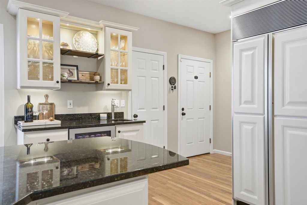 Photo of 16 Gowing Lane, Amherst, NH 03031 (MLS # 5078144)