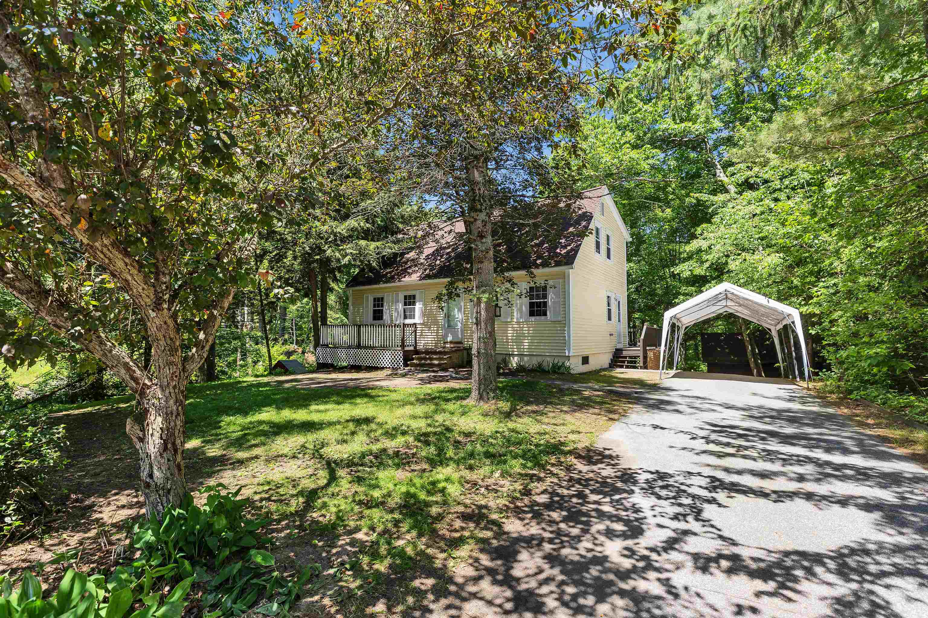 11 Mayflower Drive