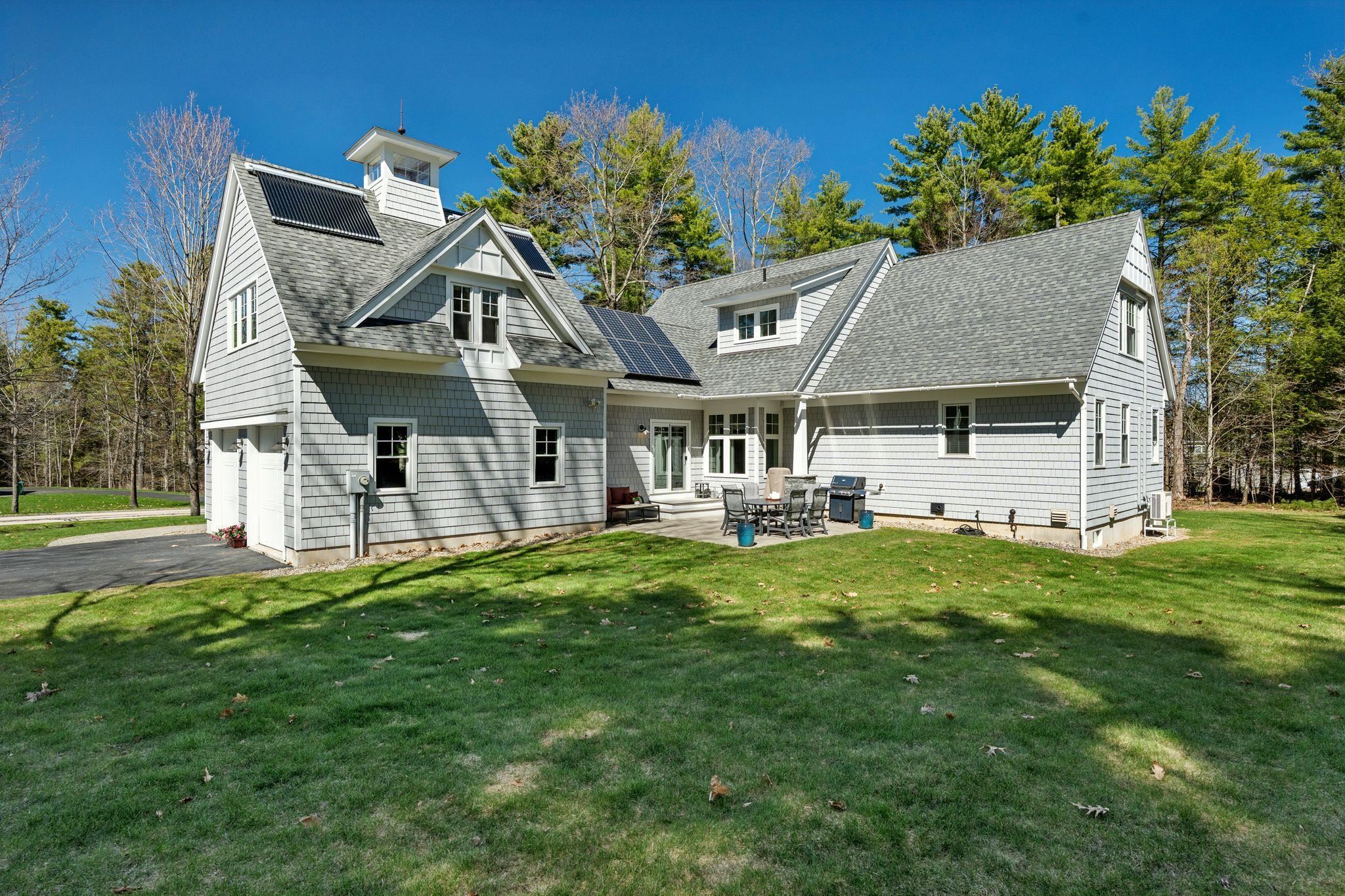 32 Niblick Lane