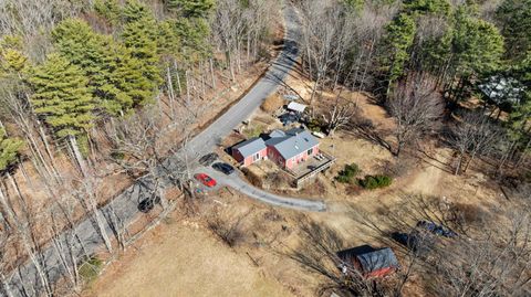 Photo of 77 Holmes Road, Barnstead, NH 03225 (MLS # 5036226)