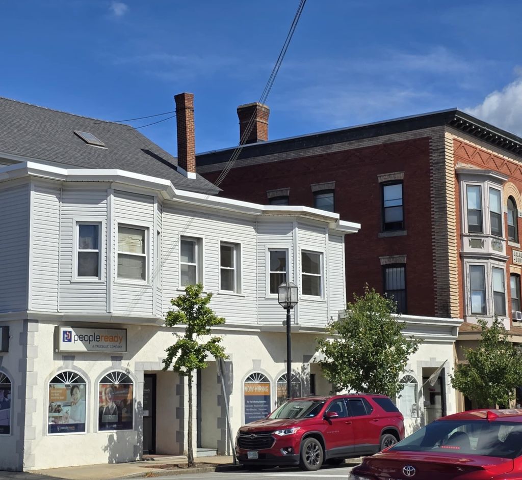 Photo of 515 Central Avenue #5, Dover, NH 03820 (MLS # 5057733)