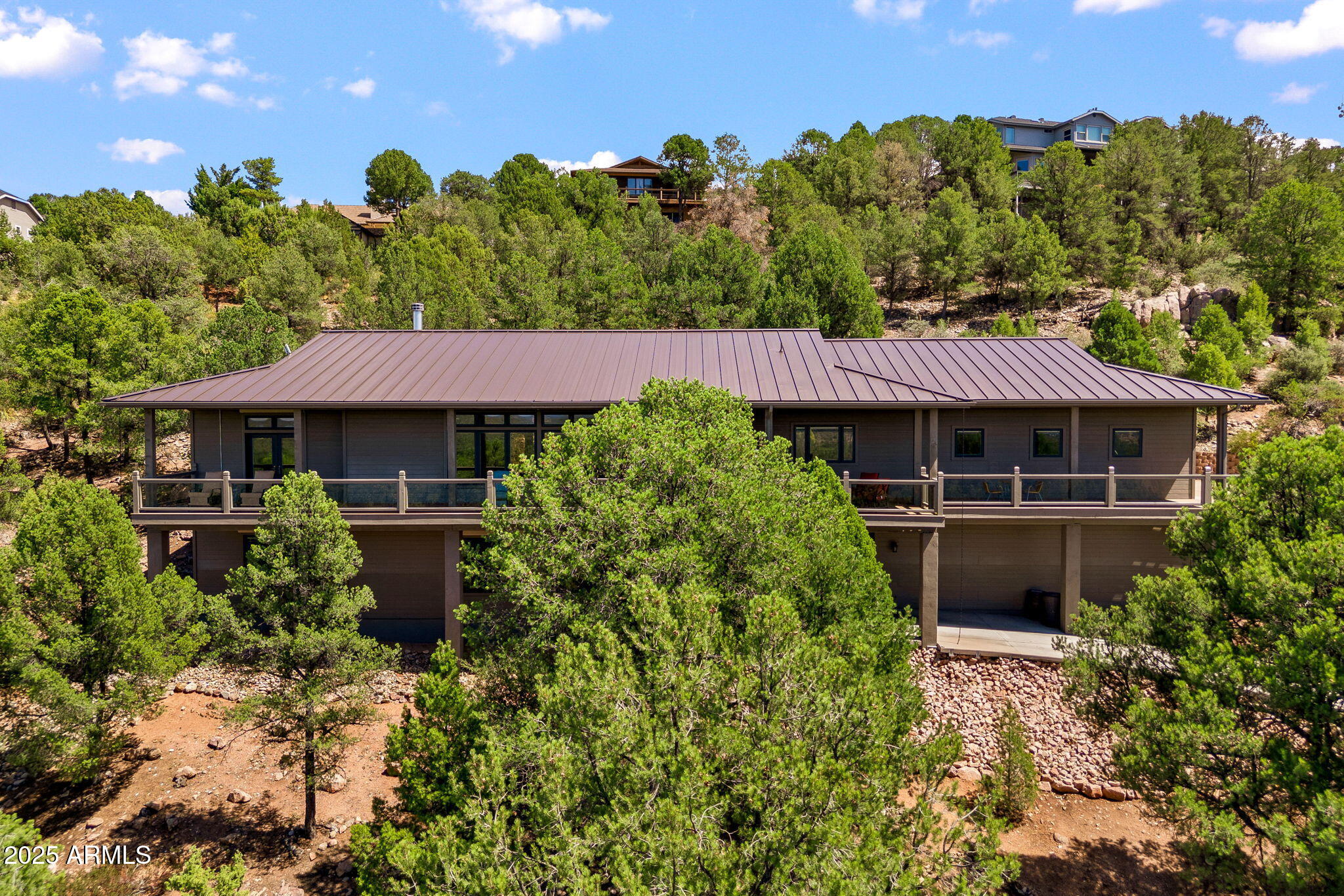 1003 N ARROWHEAD Drive