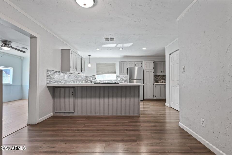 6133 W Tierra Buena Lane