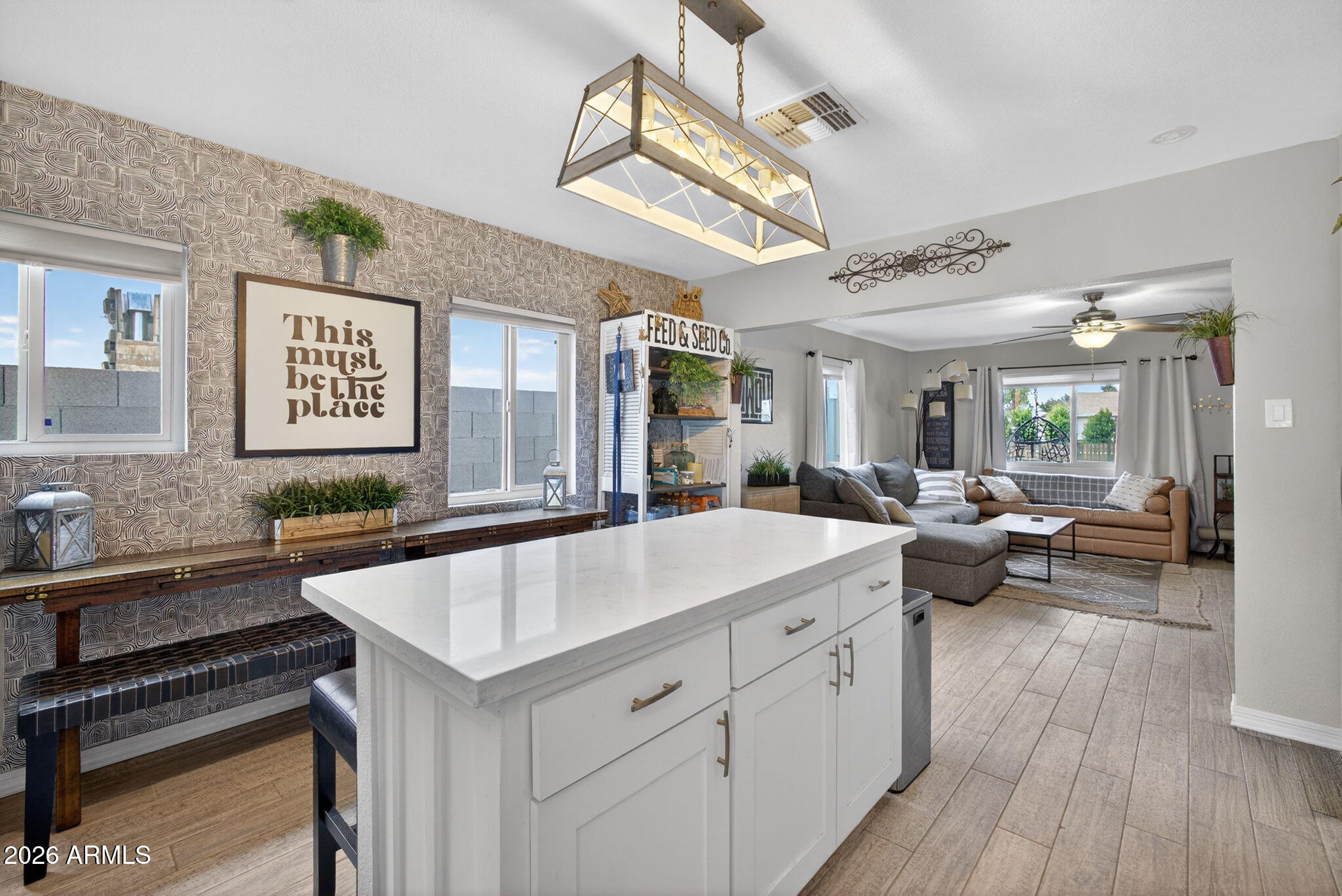 1513 E SHERIDAN Street