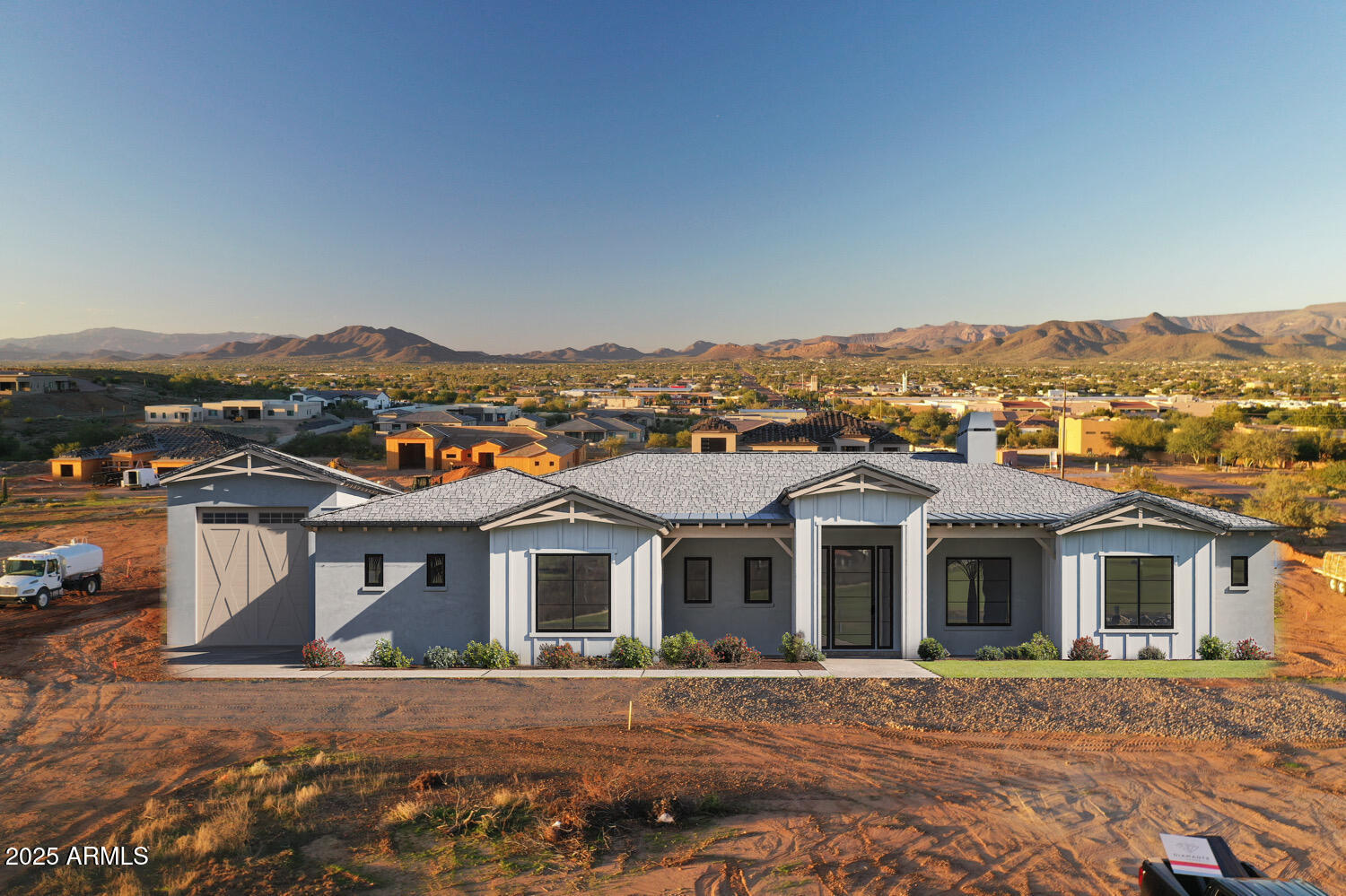 612 E Tanglewood Trail