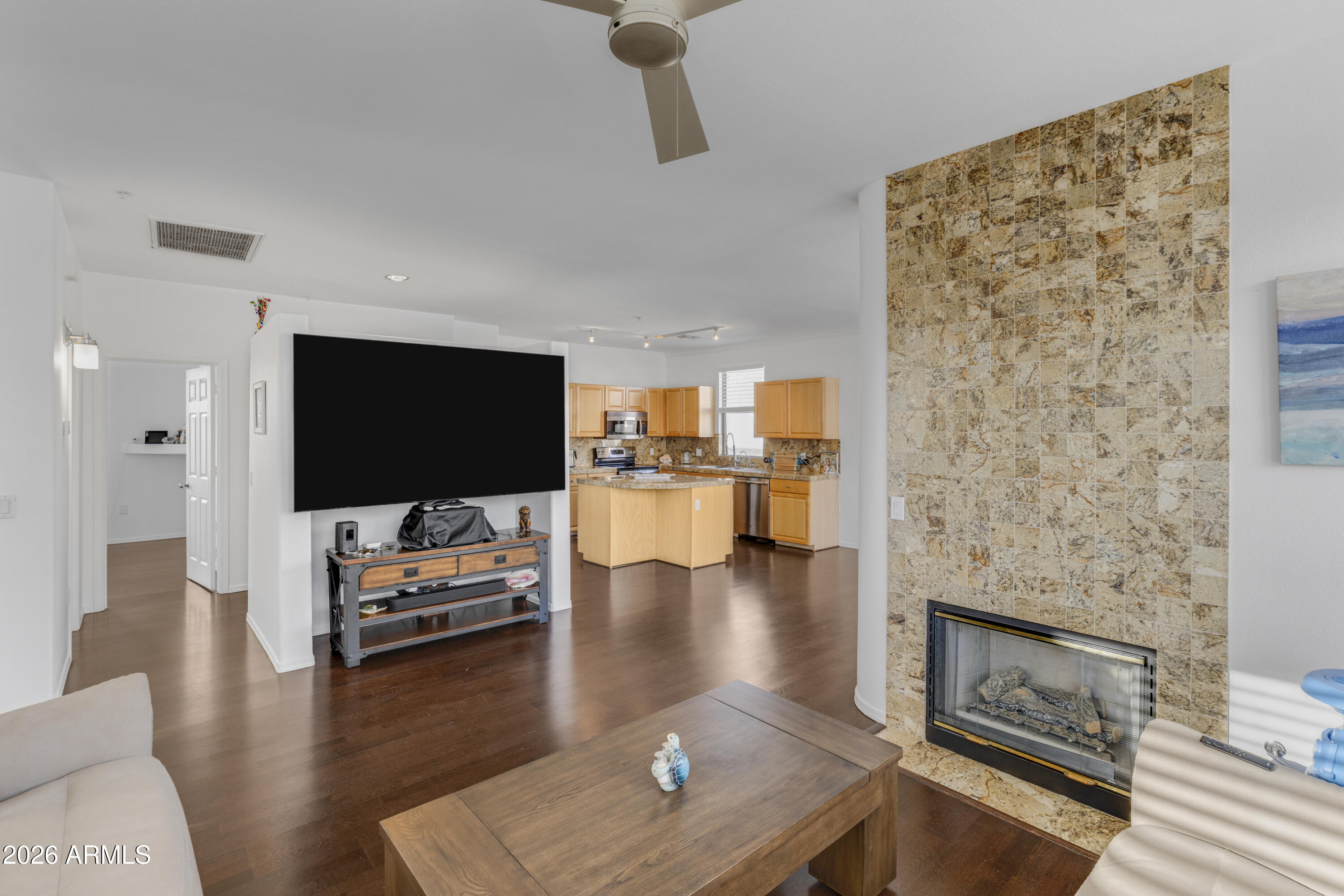 19777 N 76TH Street 2233