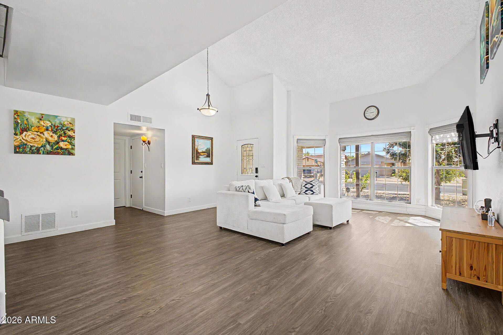 5332 W POINSETTIA Drive