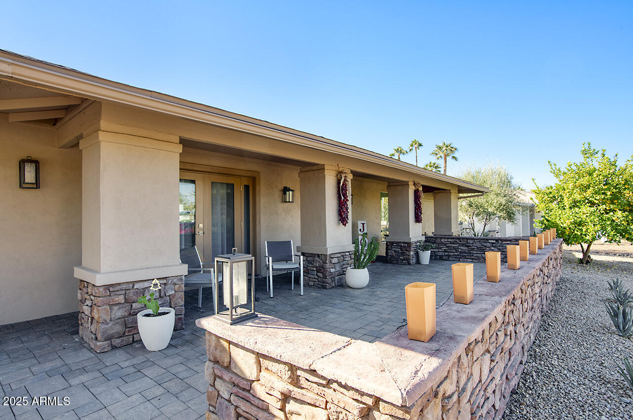 3337 E Las Rocas Drive