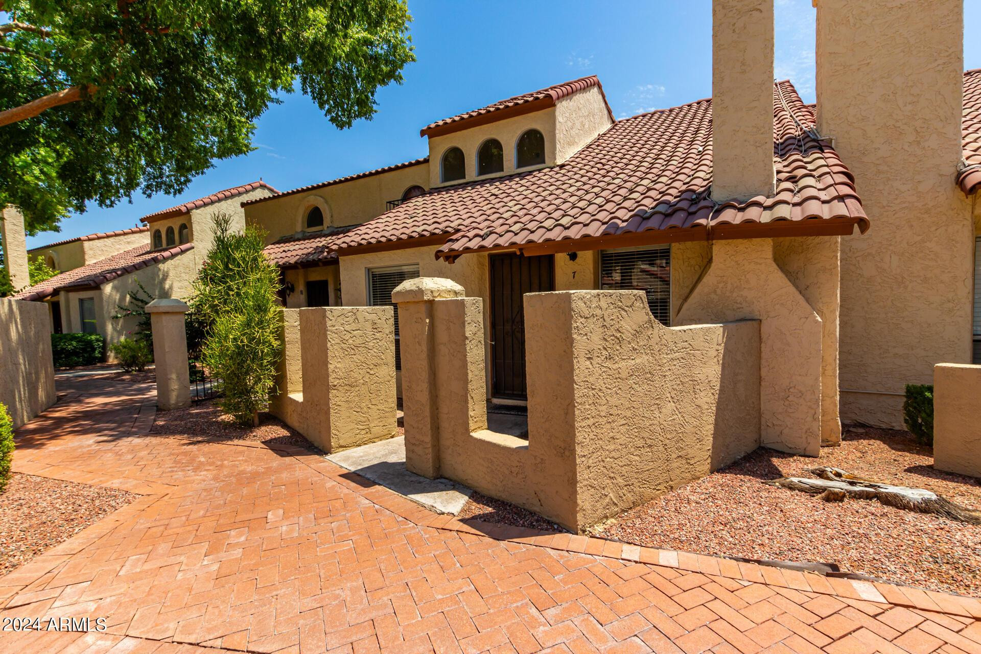 6533 N 7th Avenue Unit 7