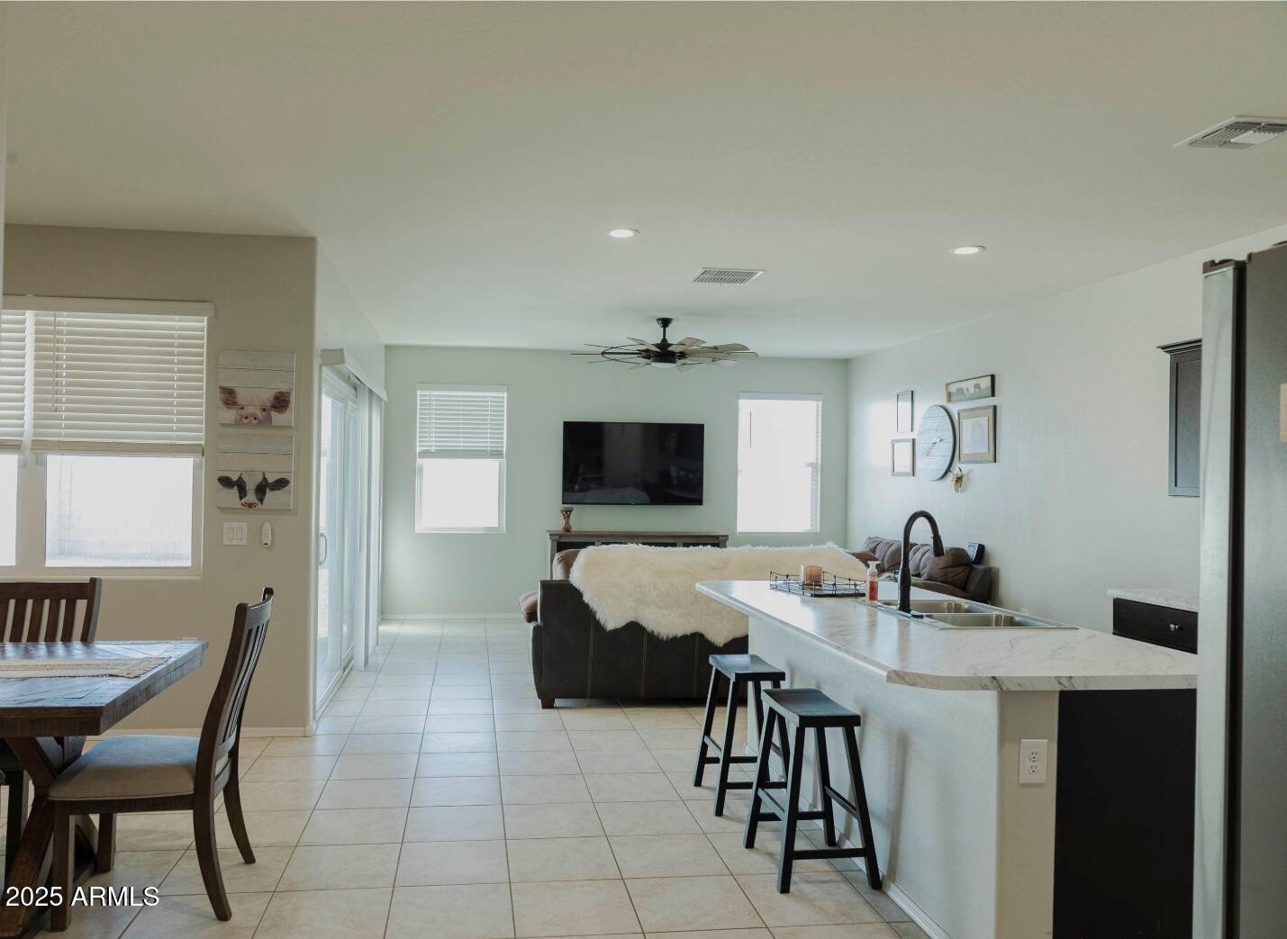 9643 E HAY LOFT Drive