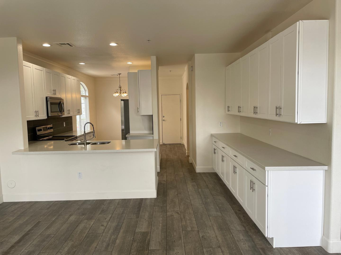 2150 W Alameda Road Unit 1429