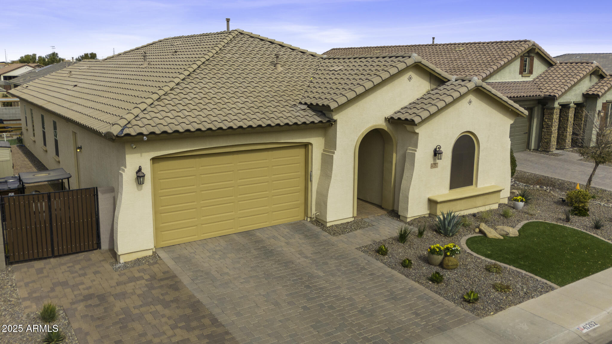 41262 W ALMIRA Drive