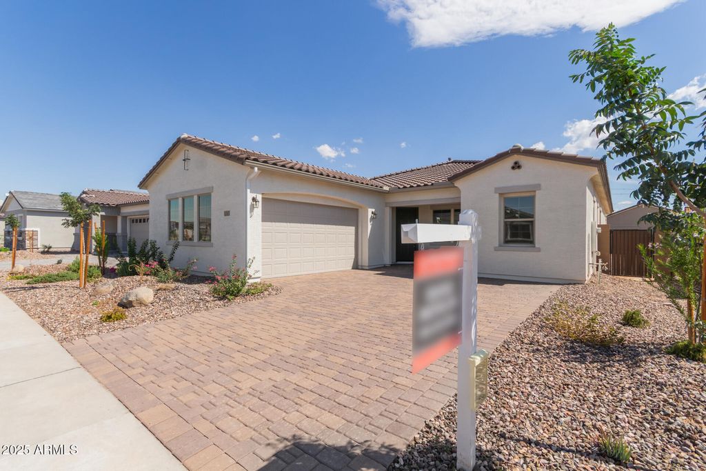 Photo of 12013 W Marguerite Avenue, Avondale, AZ 85323 (MLS # 6890039)