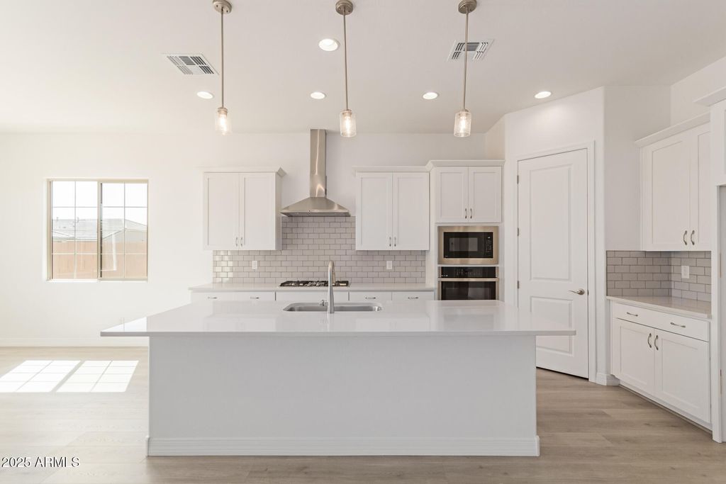 Photo of 12013 W Marguerite Avenue, Avondale, AZ 85323 (MLS # 6890039)