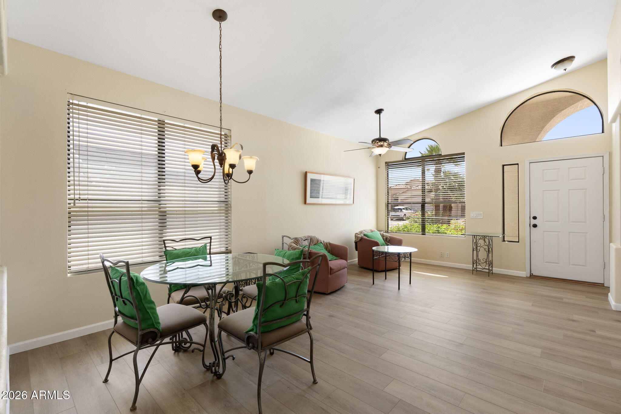 4008 W TONOPAH Drive