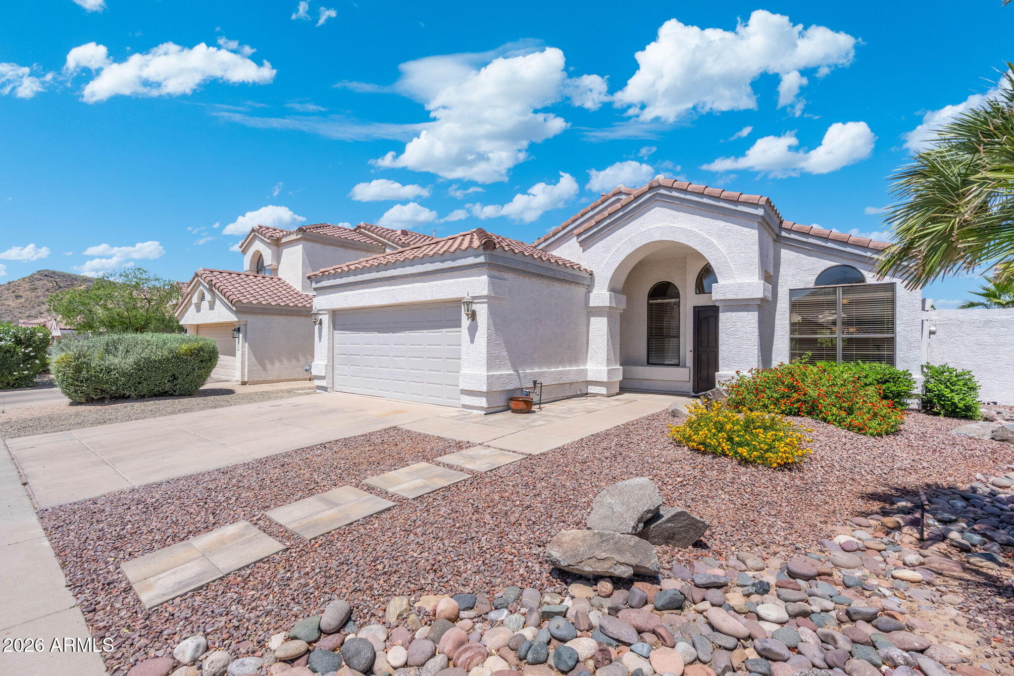 4008 W TONOPAH Drive