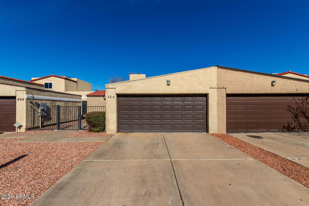 Photo of 406 E Pecan Road, Phoenix, AZ 85040 (MLS # 6973654)