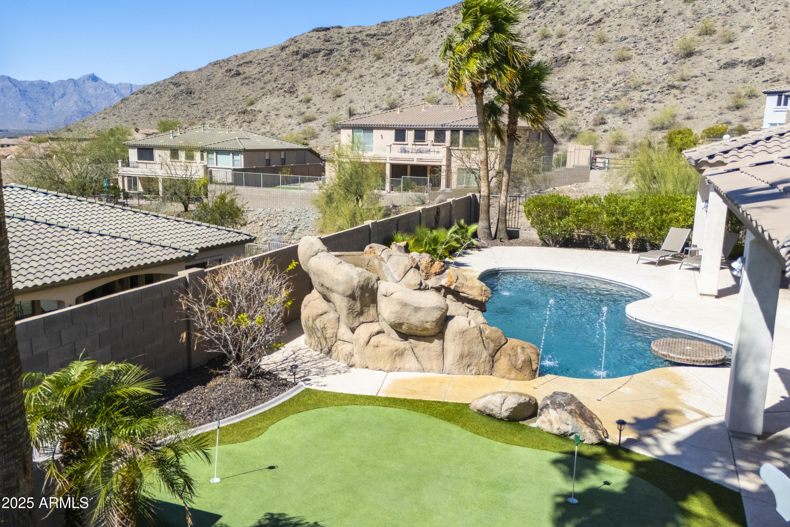 2813 W HIDDENVIEW Drive