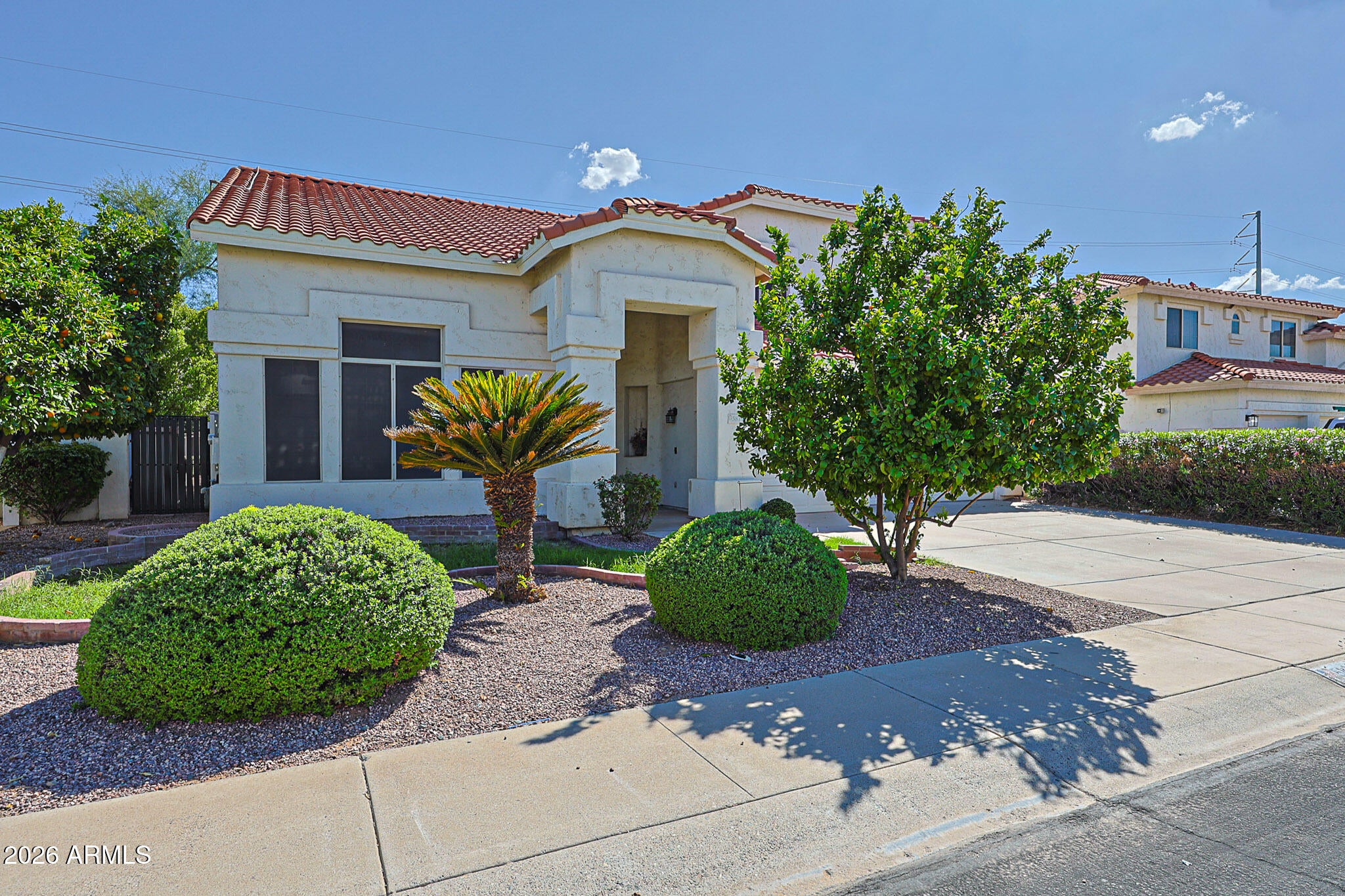 5819 W WETHERSFIELD Drive