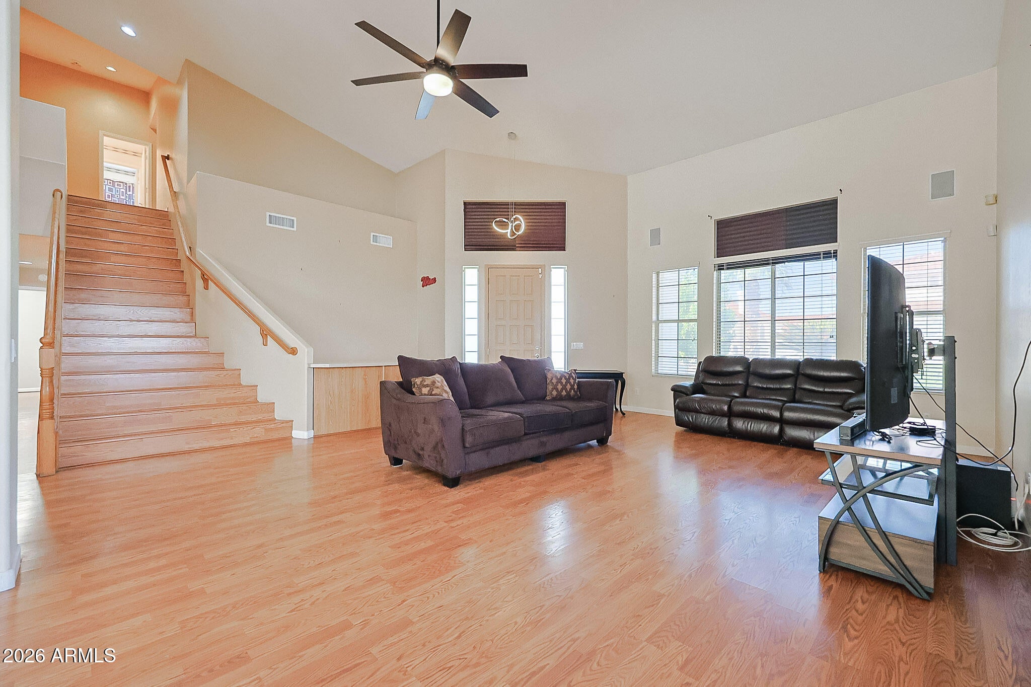 5819 W WETHERSFIELD Drive