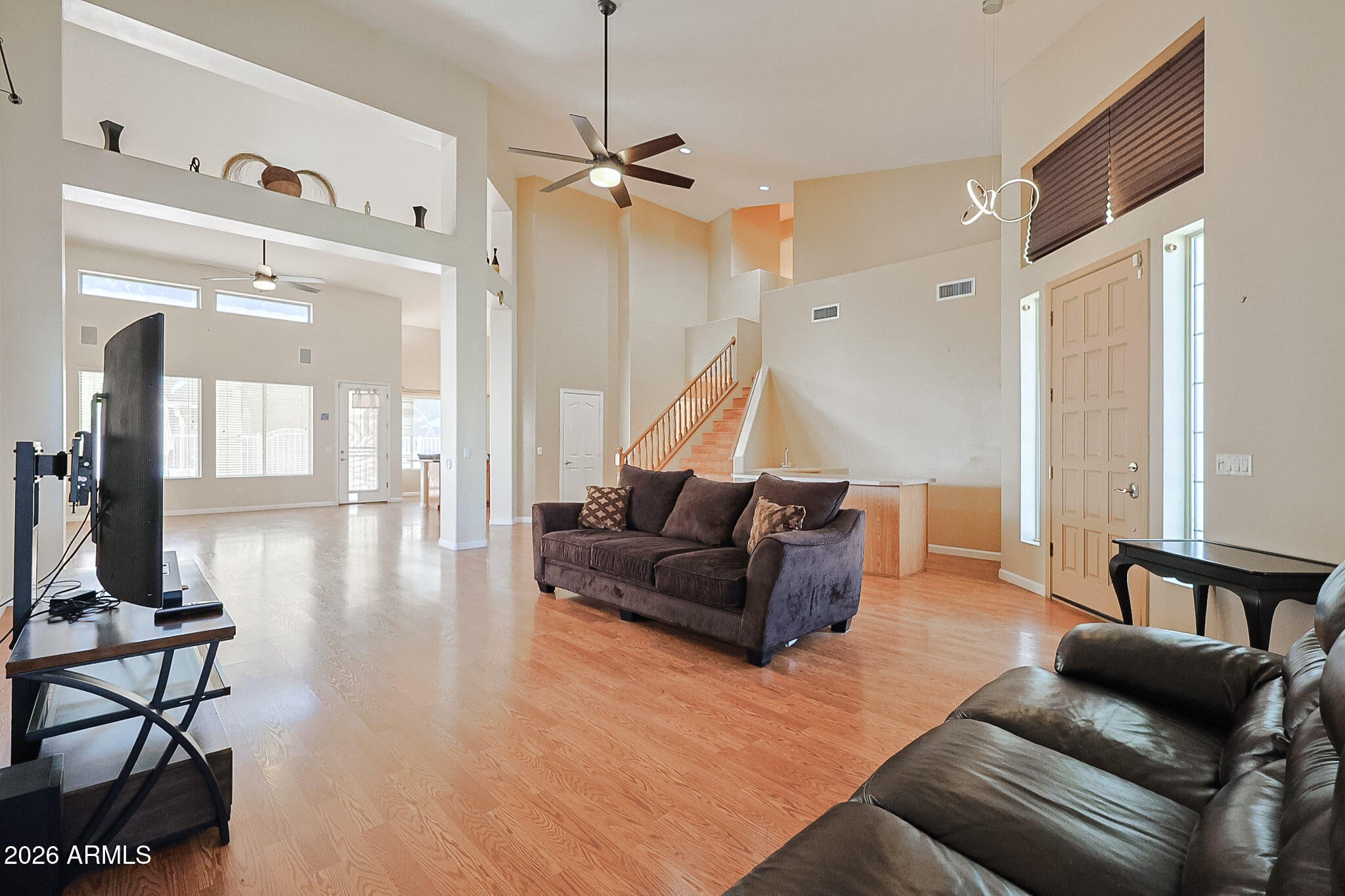 5819 W WETHERSFIELD Drive