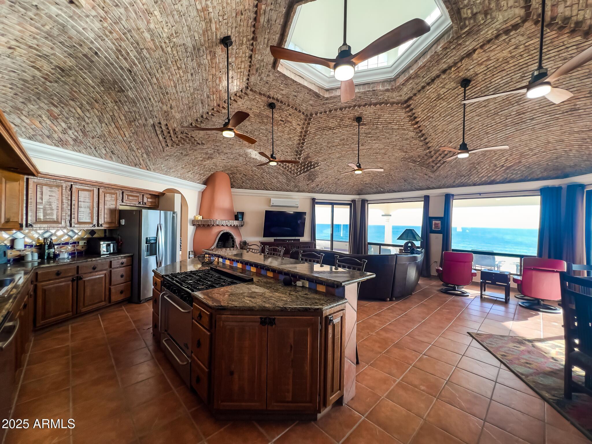 . Poligono A F/2 Del Area de Pla --