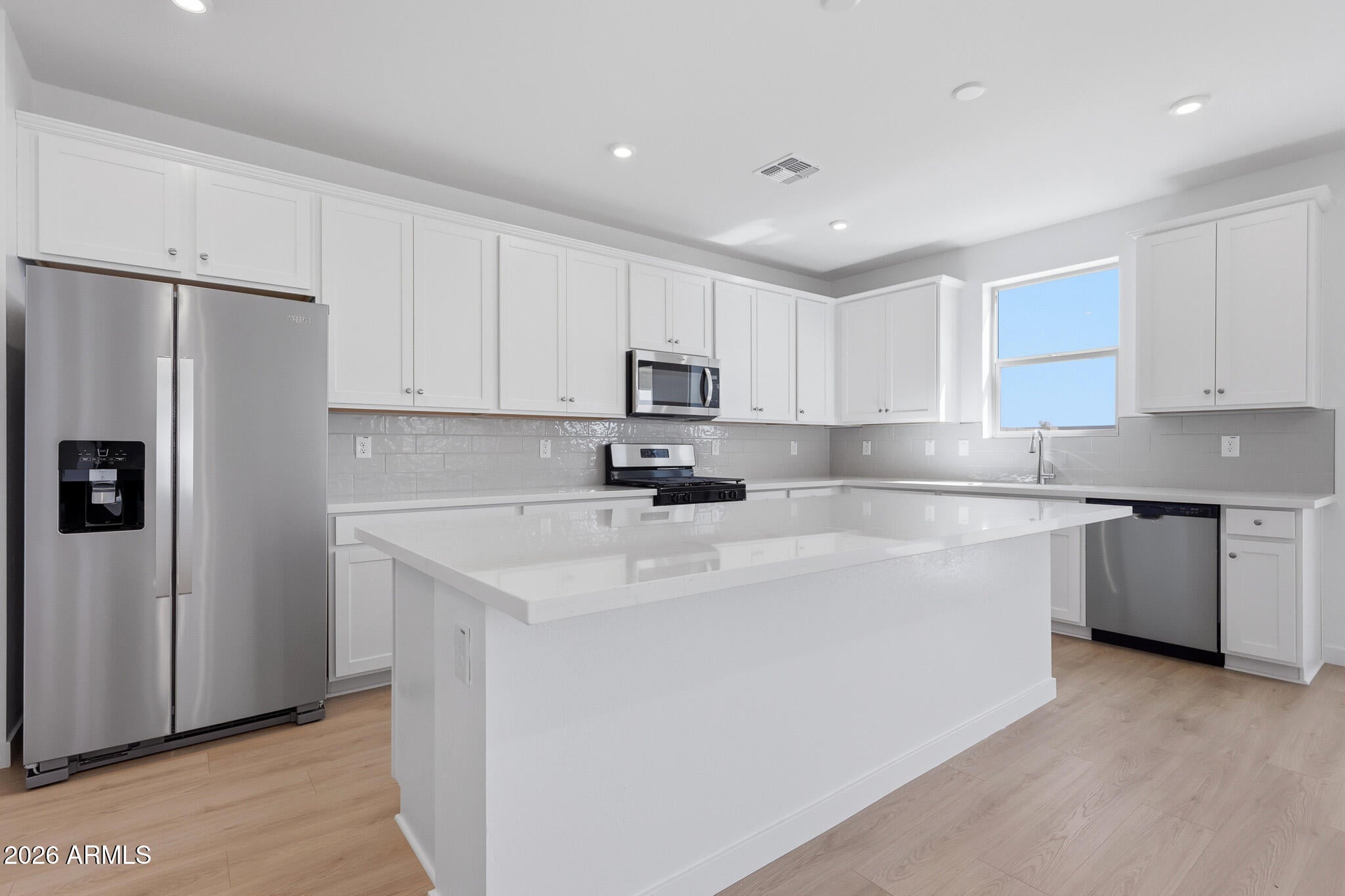 3009 E Villa Avenue