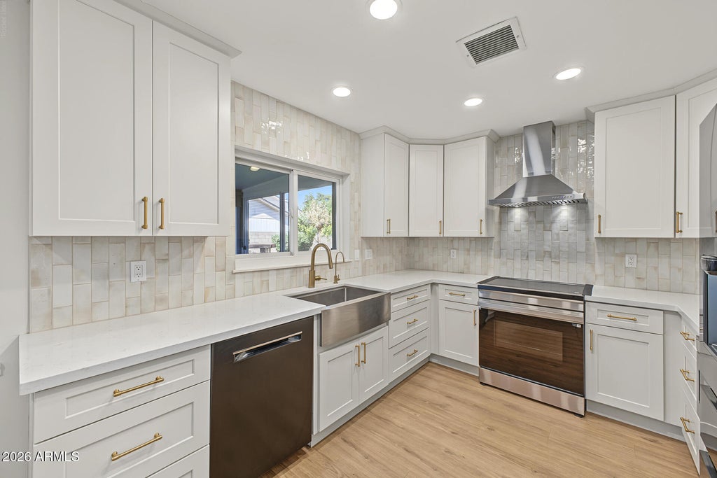 Photo of 1767 W Kiowa Avenue, Mesa, AZ 85202 (MLS # 7092985)