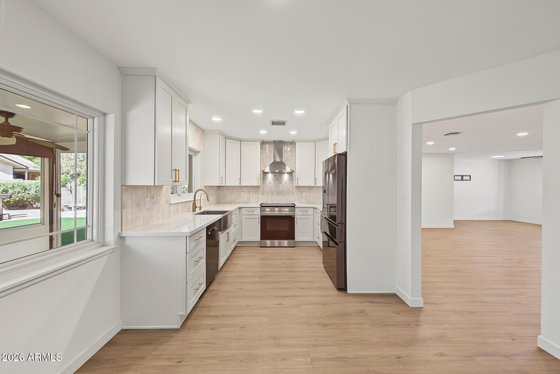 1767 W KIOWA Avenue