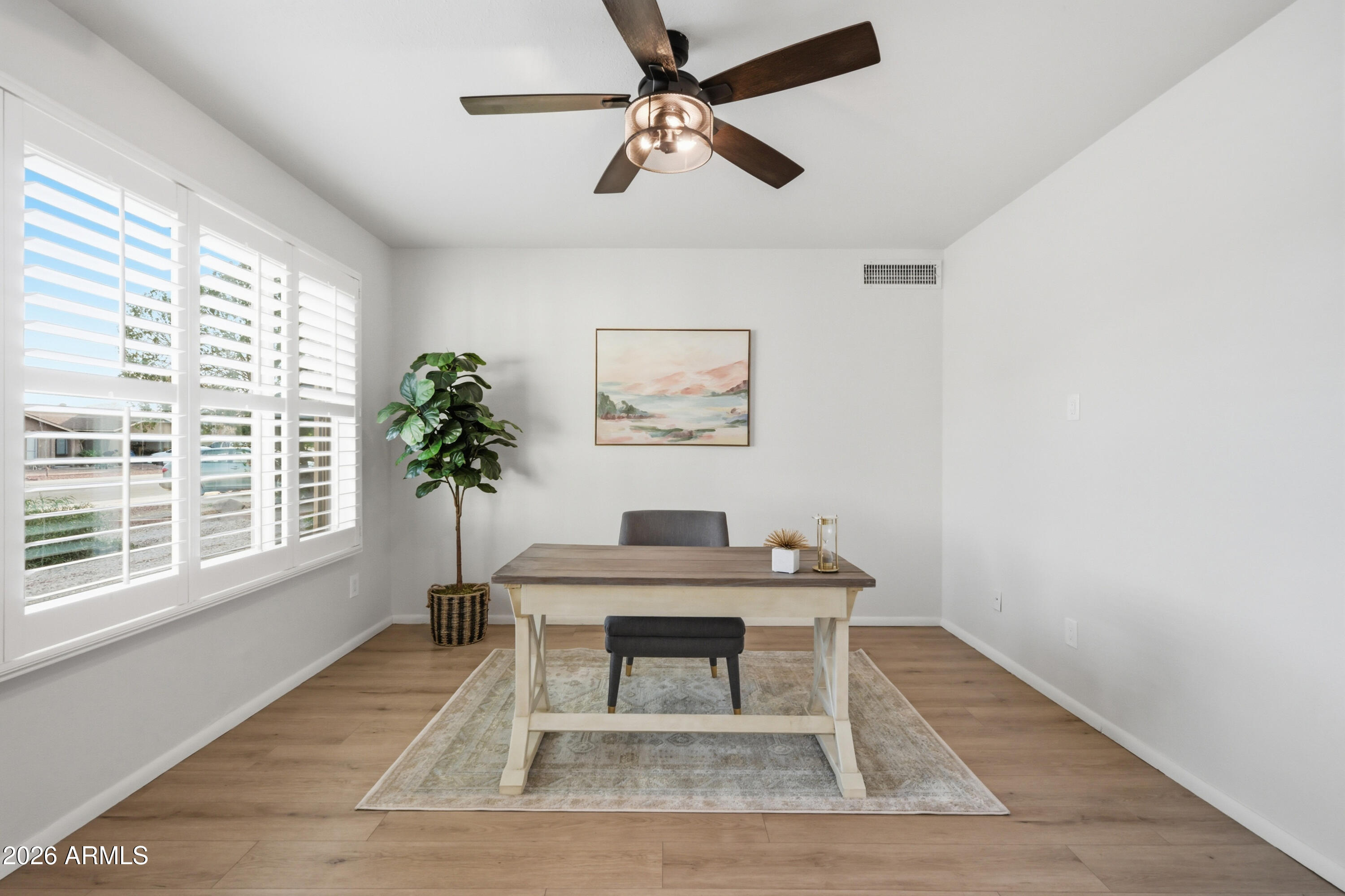 2342 E Alameda Drive