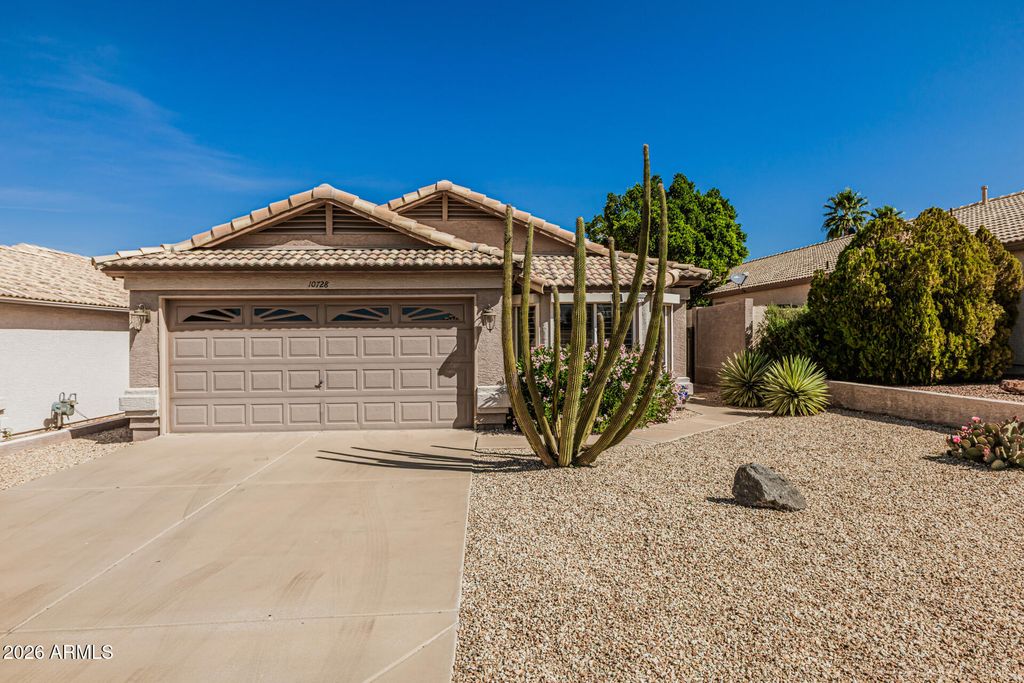 Photo of 10728 W Irma Lane, Peoria, AZ 85373 (MLS # 7000268)
