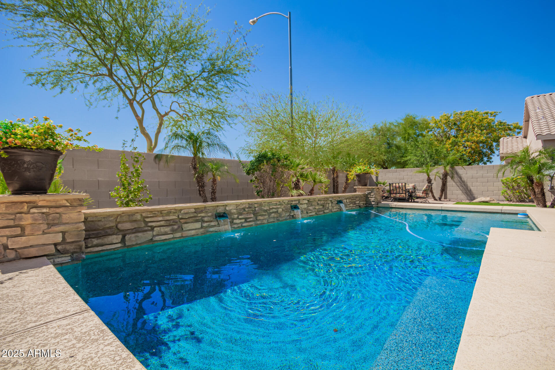 22304 N 104TH Lane