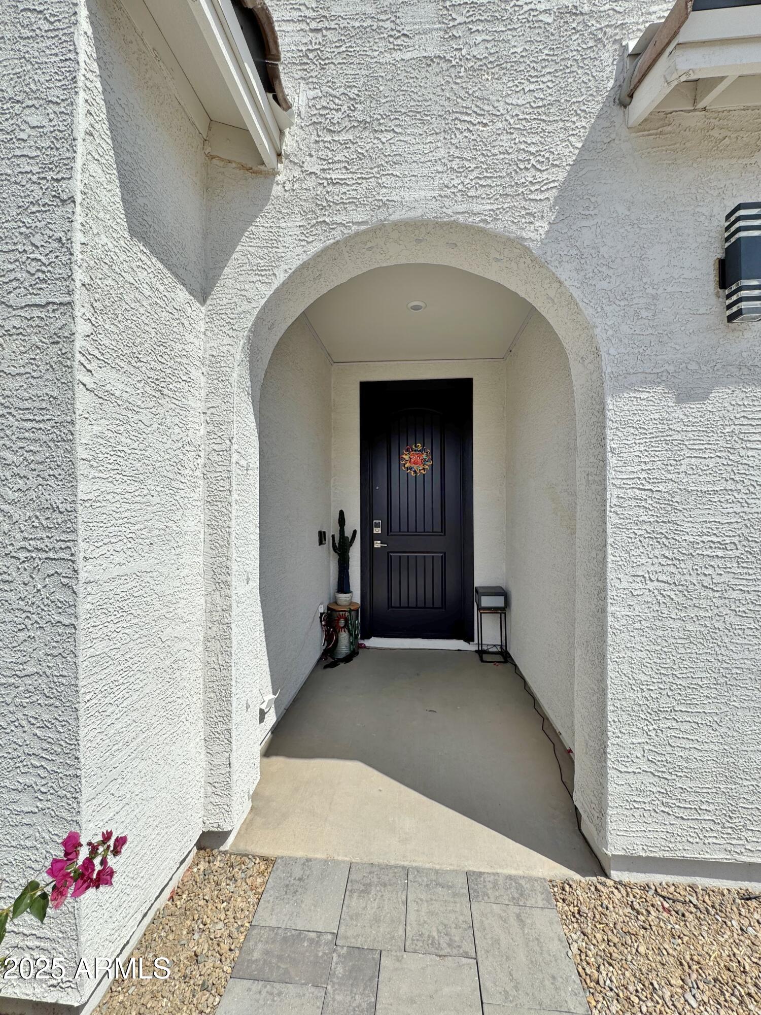 Homes 2 2026 E WETLEAF Place