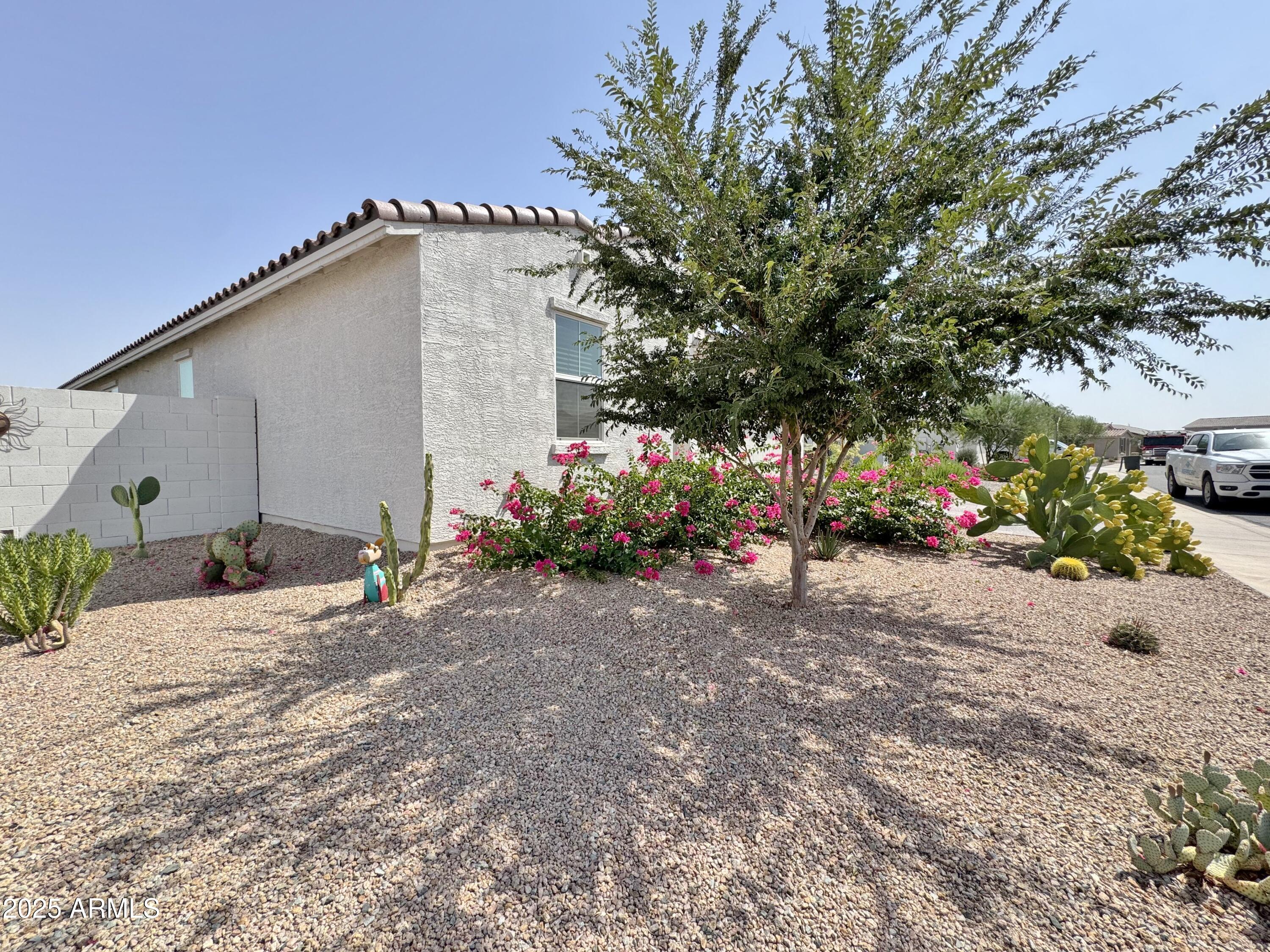 Homes 1 2026 E WETLEAF Place