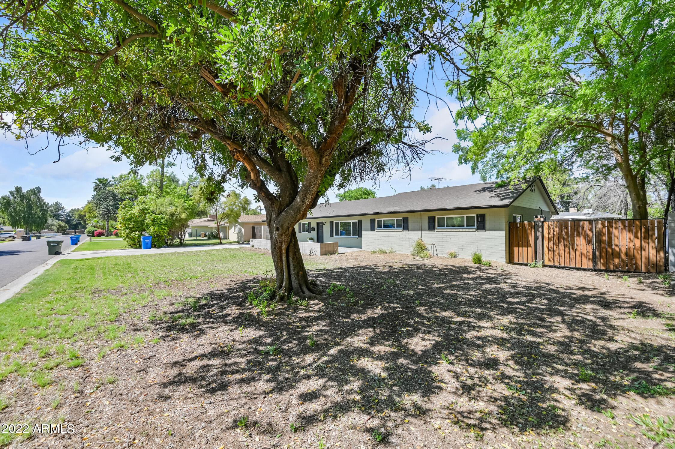 1226 W Rancho Drive