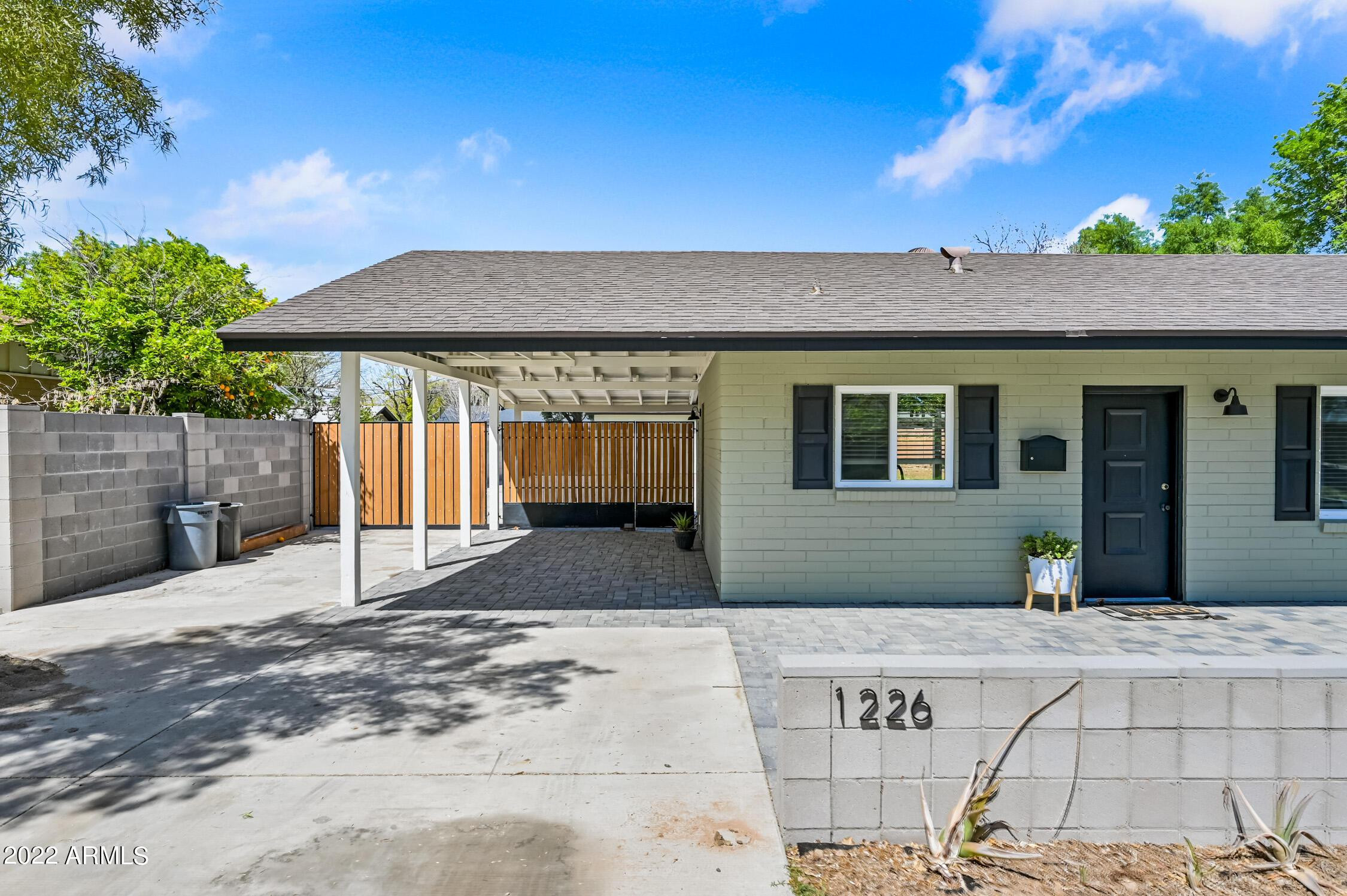 1226 W Rancho Drive