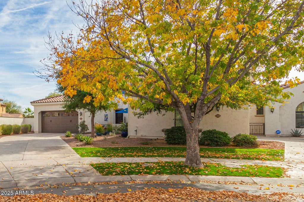 Photo of 3440 N Boulder Court, Buckeye, AZ 85396 (MLS # 6919473)