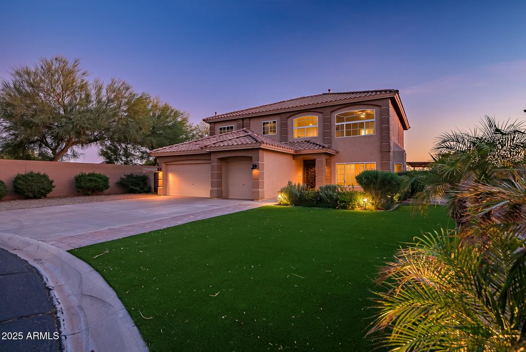 Photo of 9569 W Redbird Road, Peoria, AZ 85383 (MLS # 6962537)