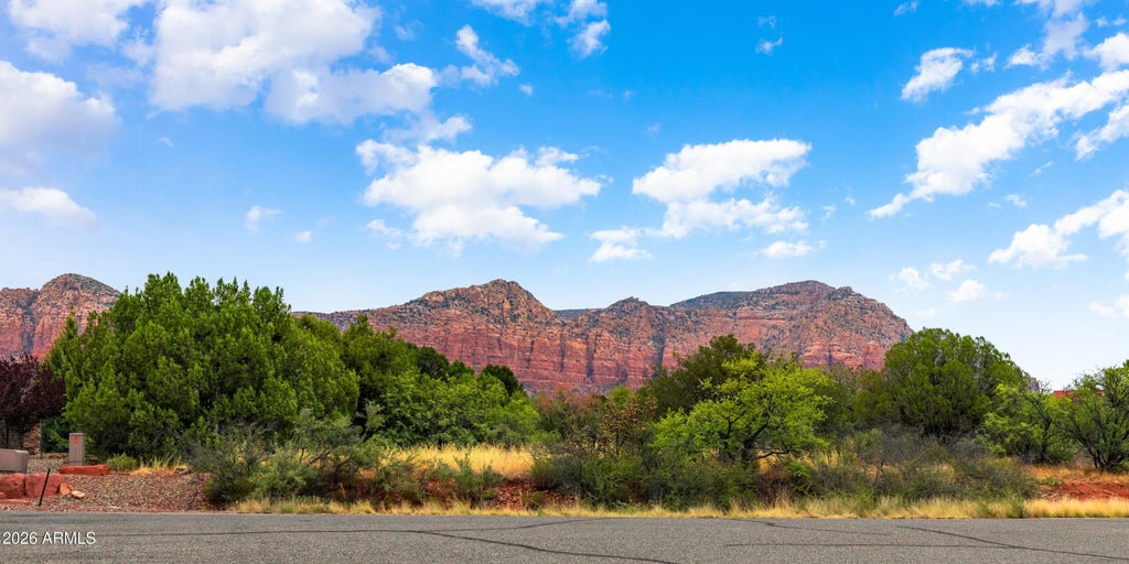 Photo of 30 Clearwater Circle #6, Sedona, AZ 86351 (MLS # 7056590)